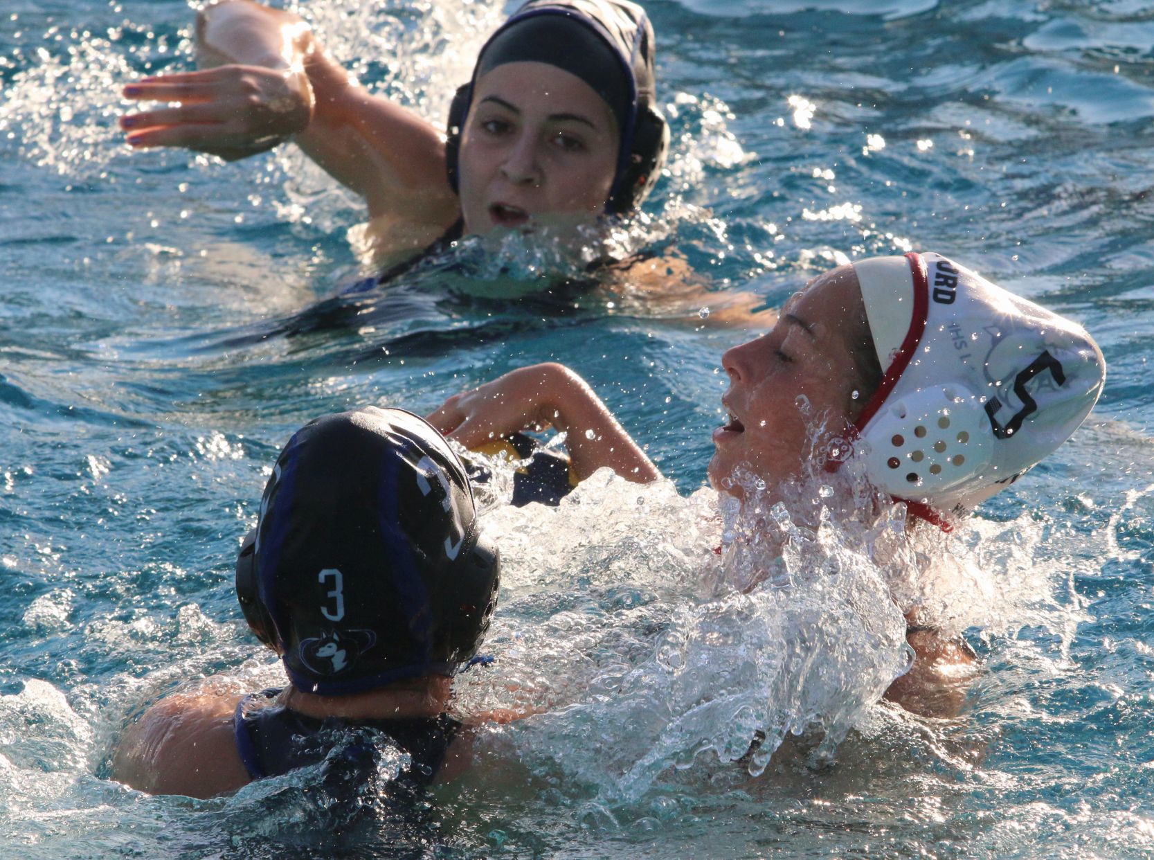 Camara leads Bullpups over Huskies